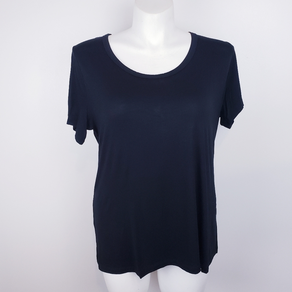 Black shirt